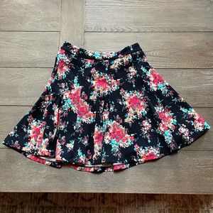 NWOT Floral Mini Skirt